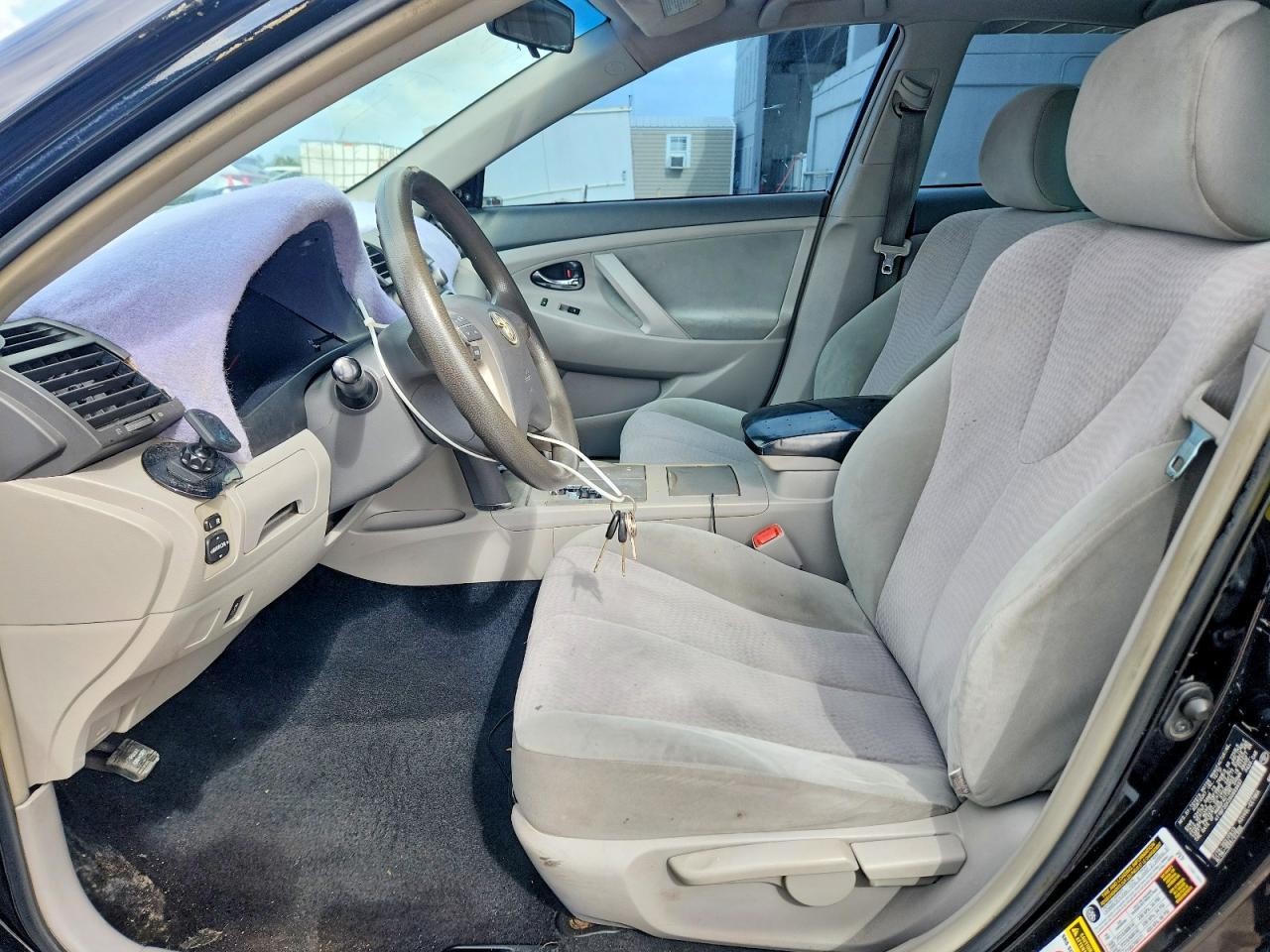 2011 Toyota Camry Base - Фото 7