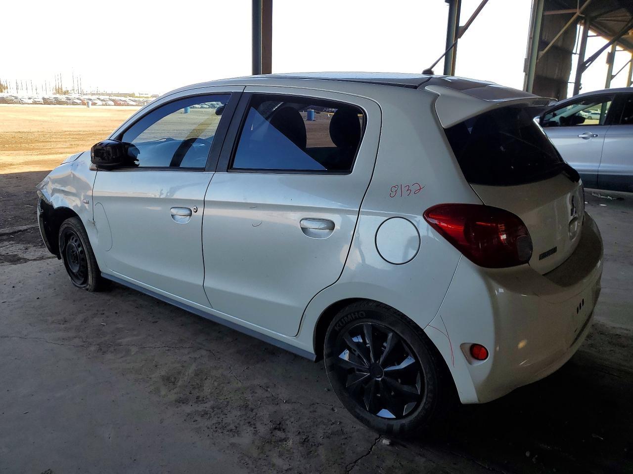 2015 Mitsubishi Mirage De - Фото 2