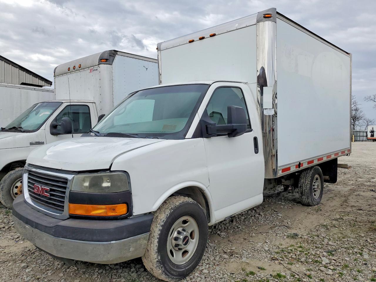 2013 GMC Savana Box Truck