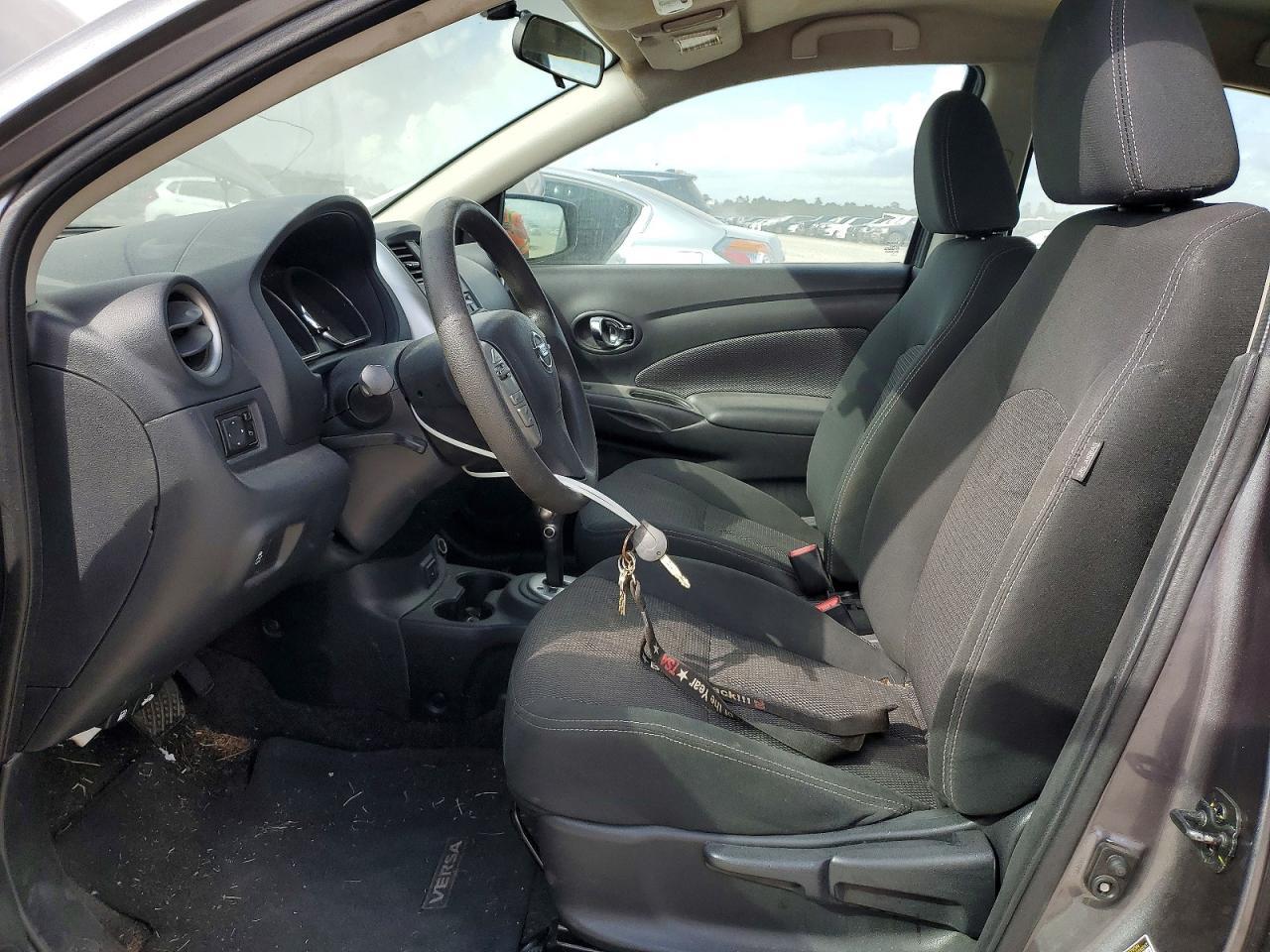 2017 Nissan Versa 1.6 Sv - Image 7