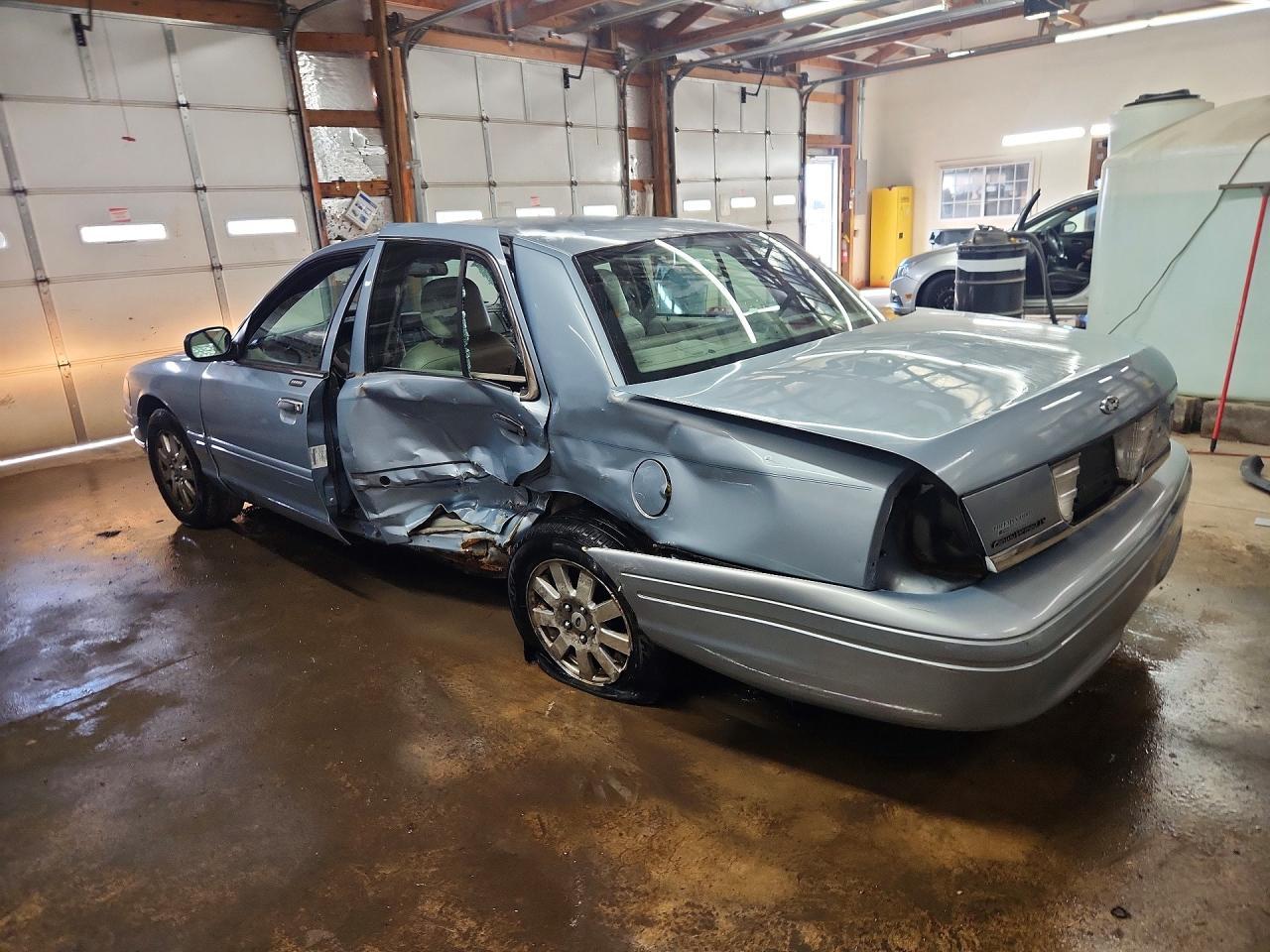 2008 Ford Crown Victoria Lx - Фото 2