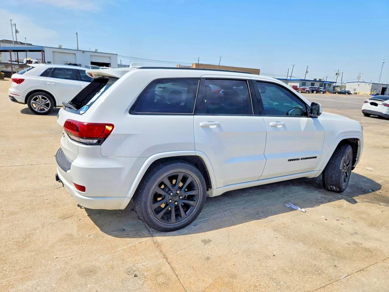 2019 Jeep Grand Cherokee Laredo - Фото 3