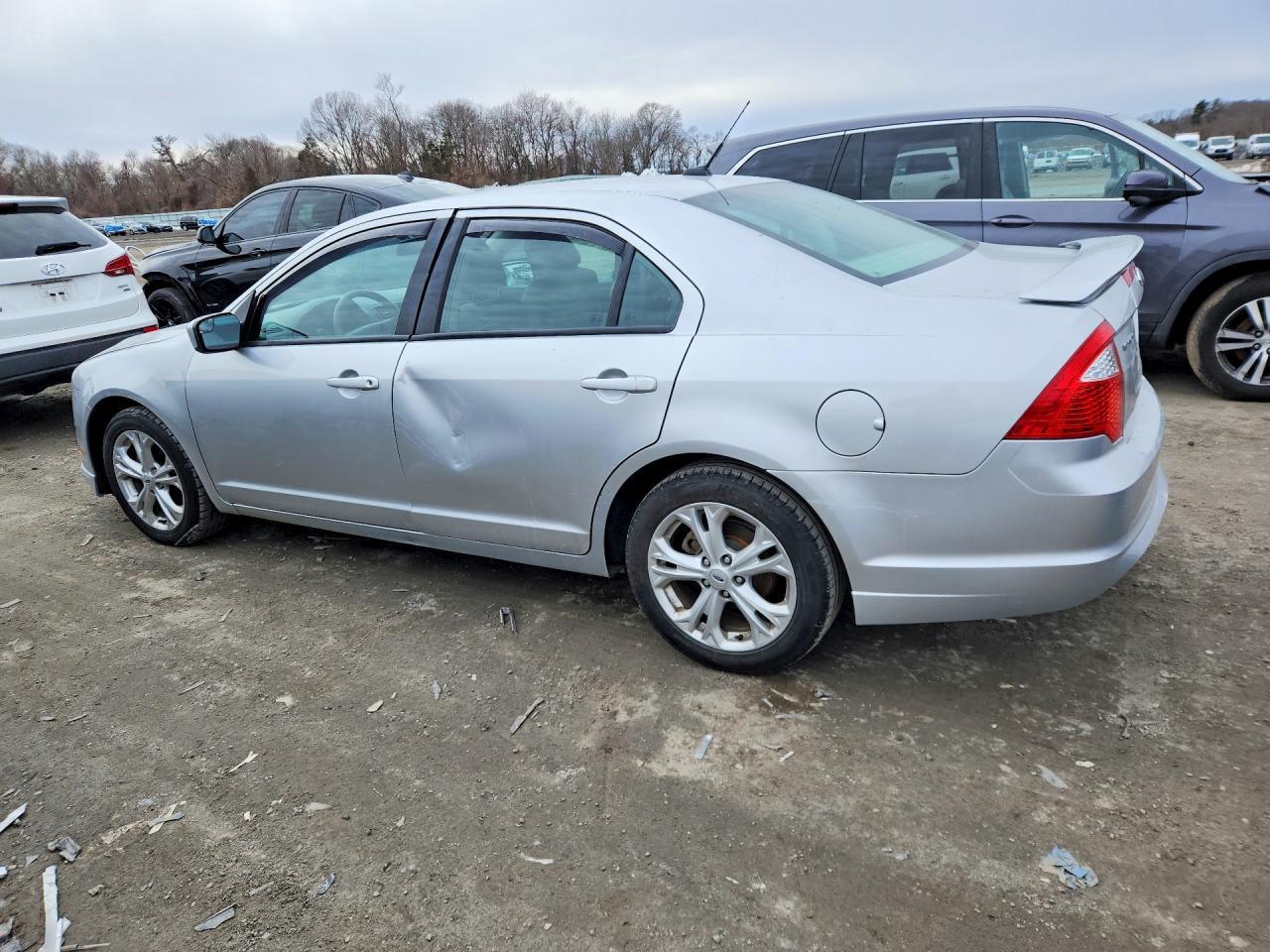 2012 Ford Fusion S - Фото 2