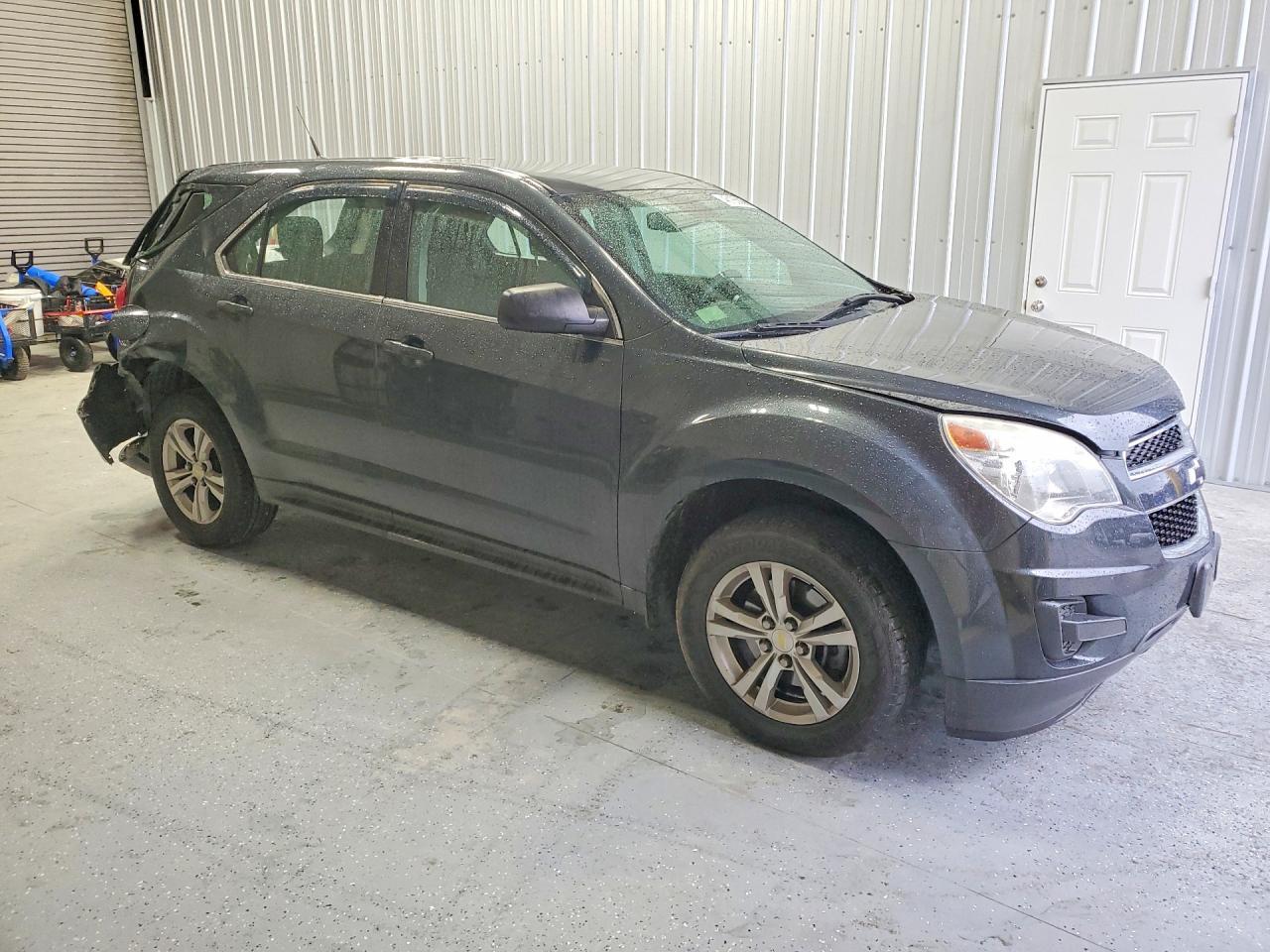 2012 Chevrolet Equinox Ls - Image 4