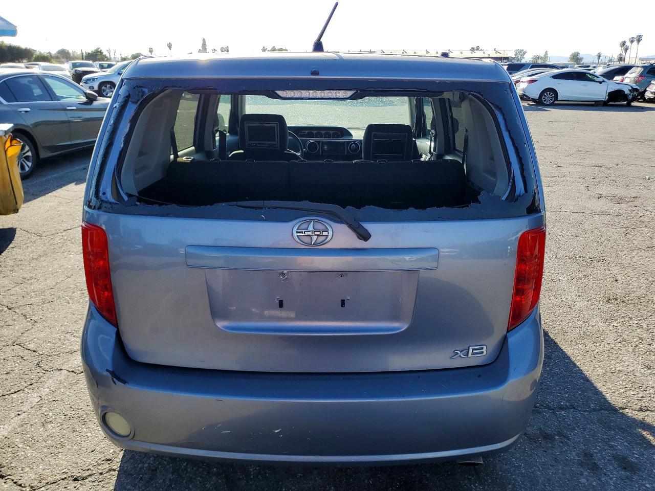 2009 Scion Xb Base - Фото 6