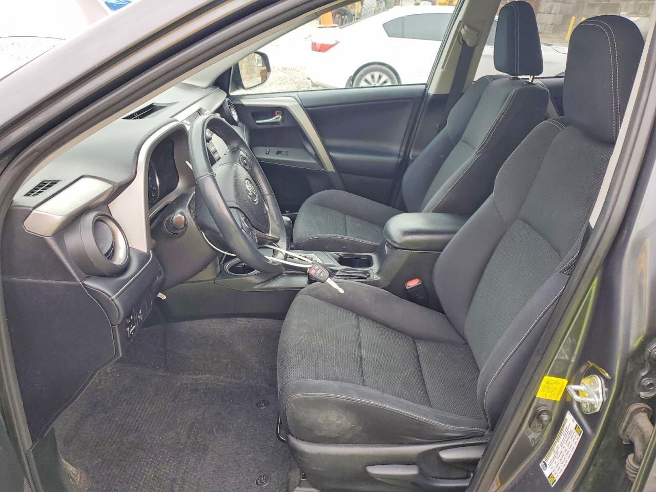 2016 Toyota Rav4 Xle - Image 7