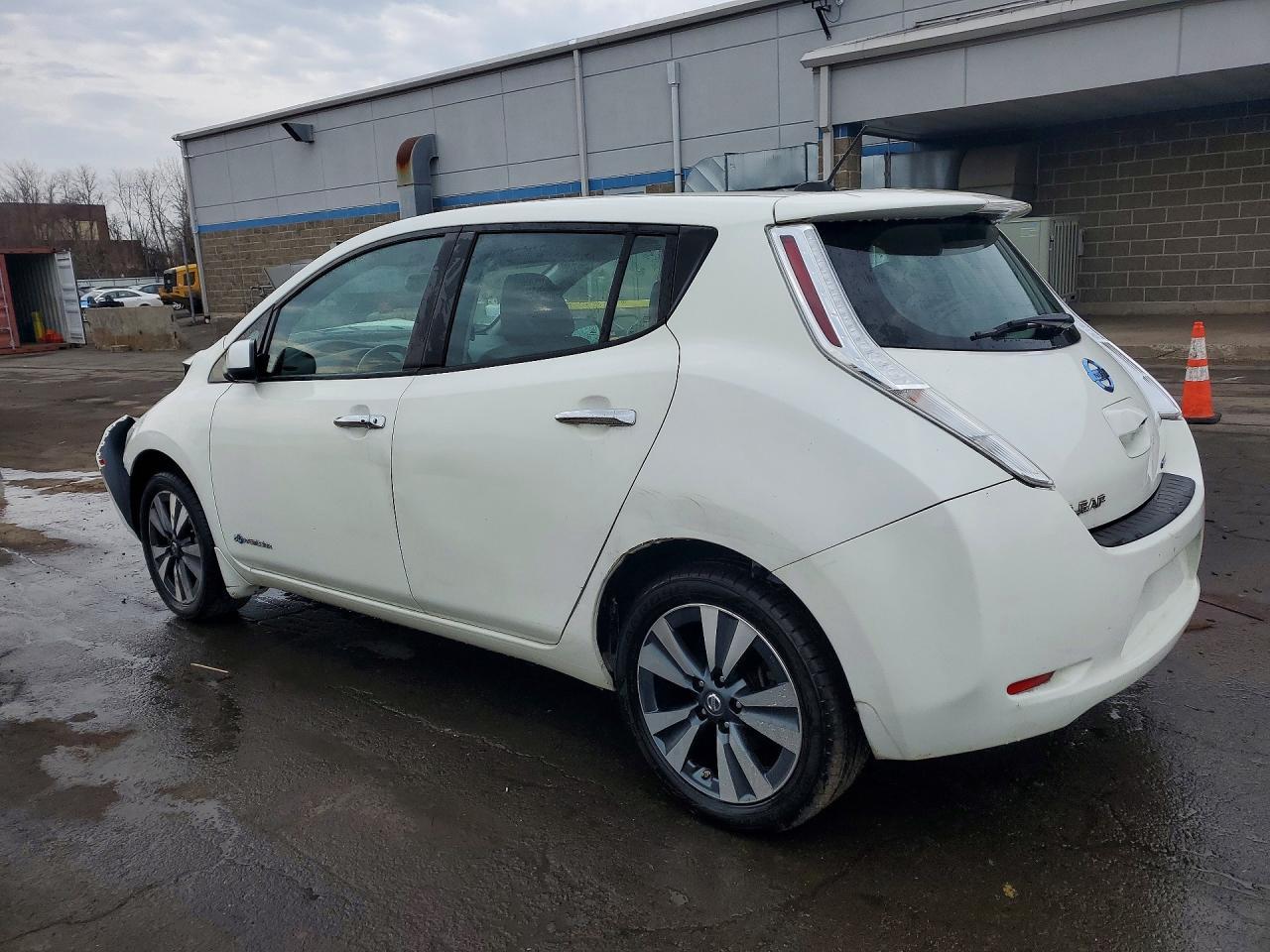 2017 Nissan Leaf Sl - Фото 2