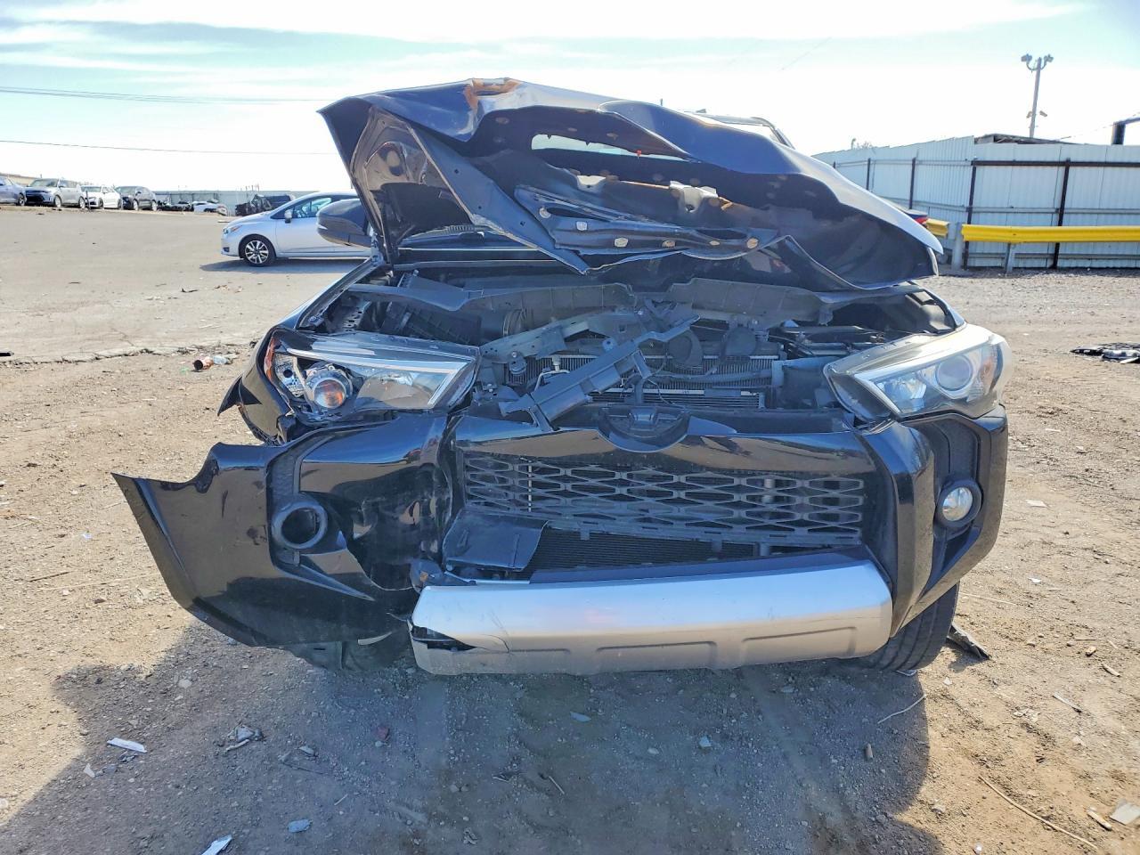 2016 Toyota 4Runner Sr5/Sr5 Premium - Image 5