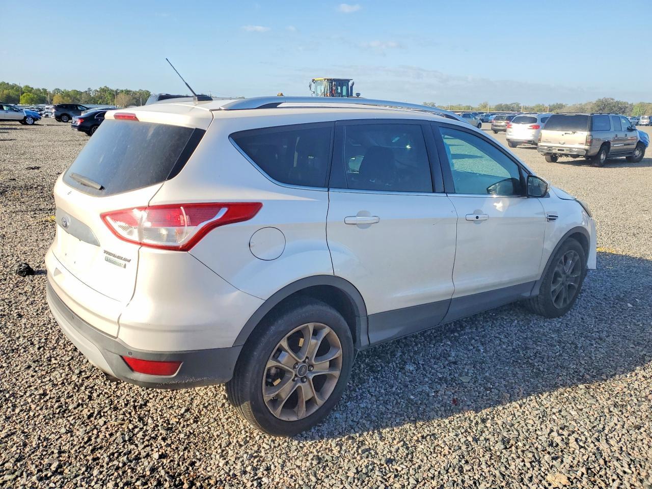 2015 Ford Escape Titanium - Фото 3