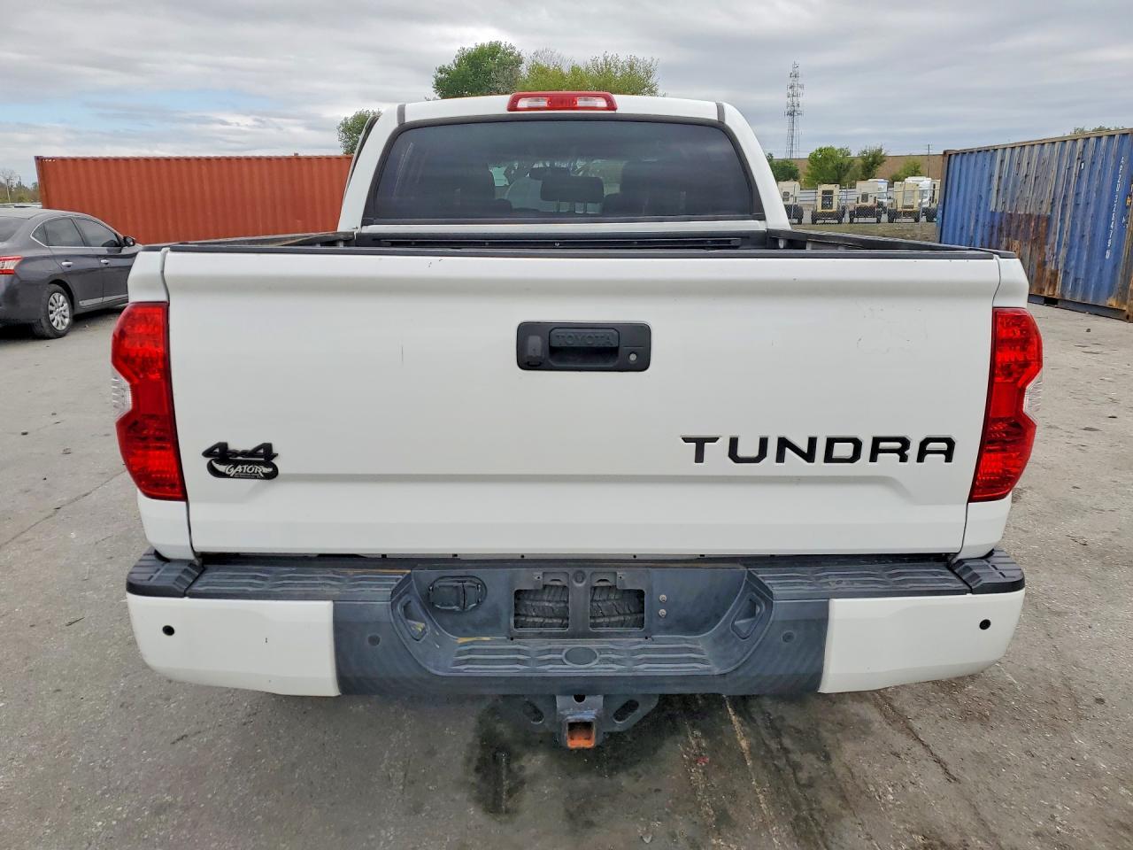 2017 Toyota Tundra Platinum - Image 6