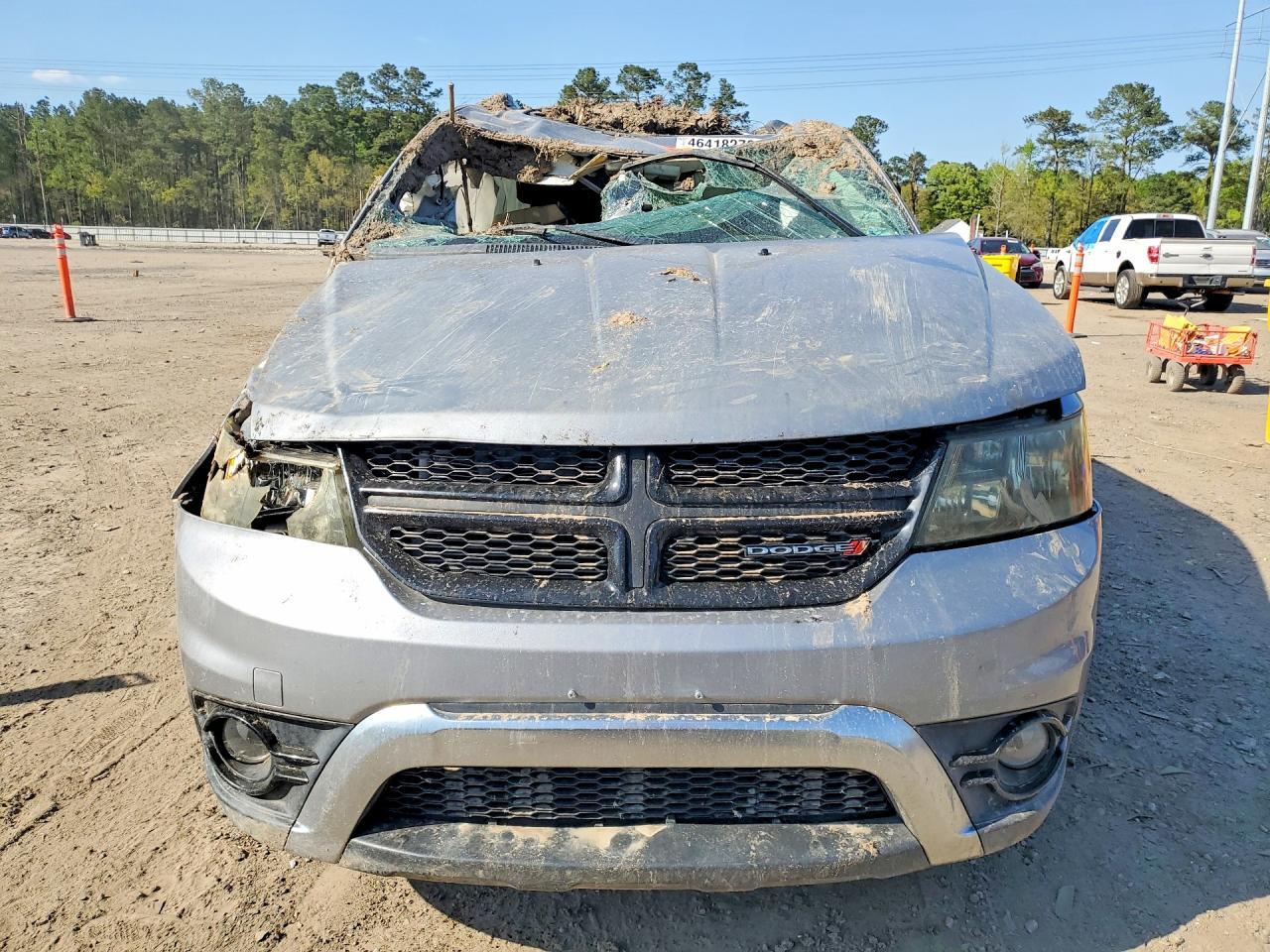 2020 Dodge Journey Crossroad - Image 5