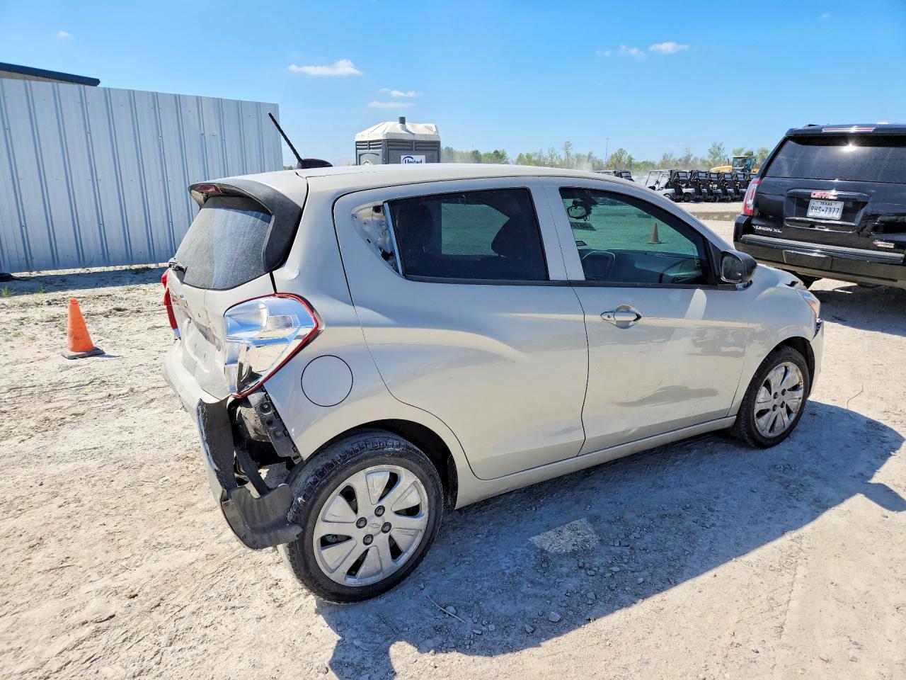 2017 Chevrolet Spark Ls - Фото 3