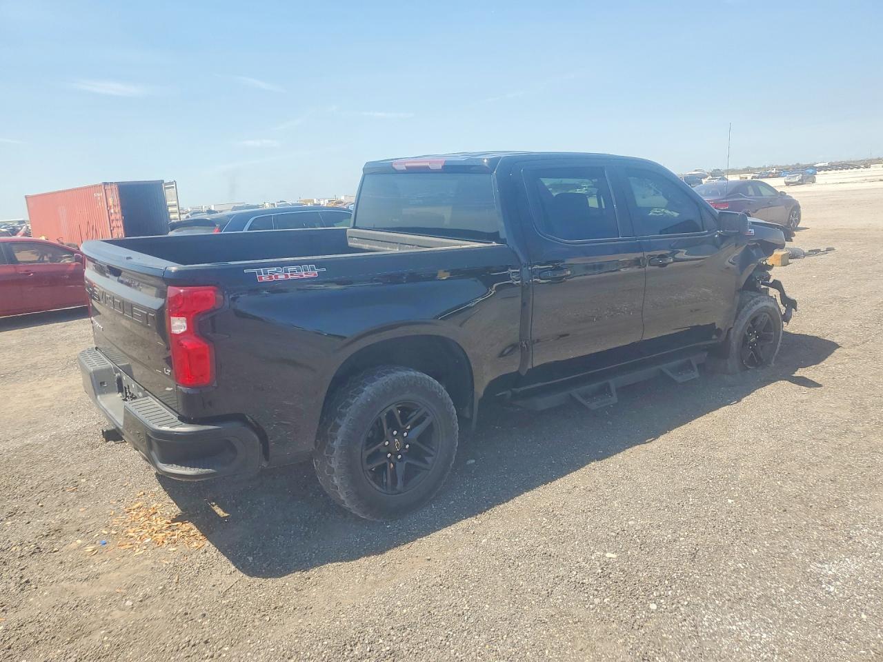 2022 Chevrolet Silverado K1500 Lt Trail Boss - Фото 3