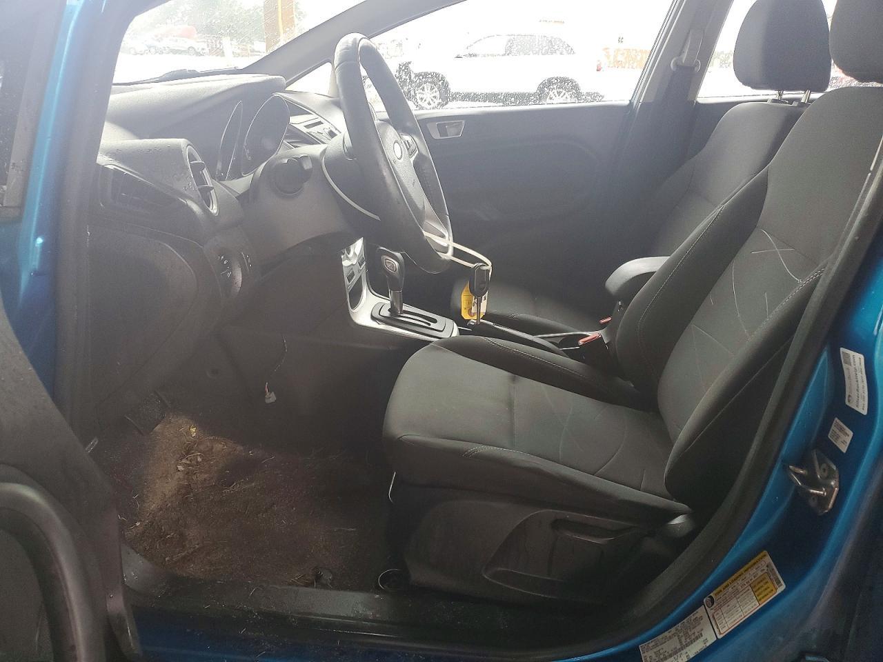 2015 Ford Fiesta Se - Image 7