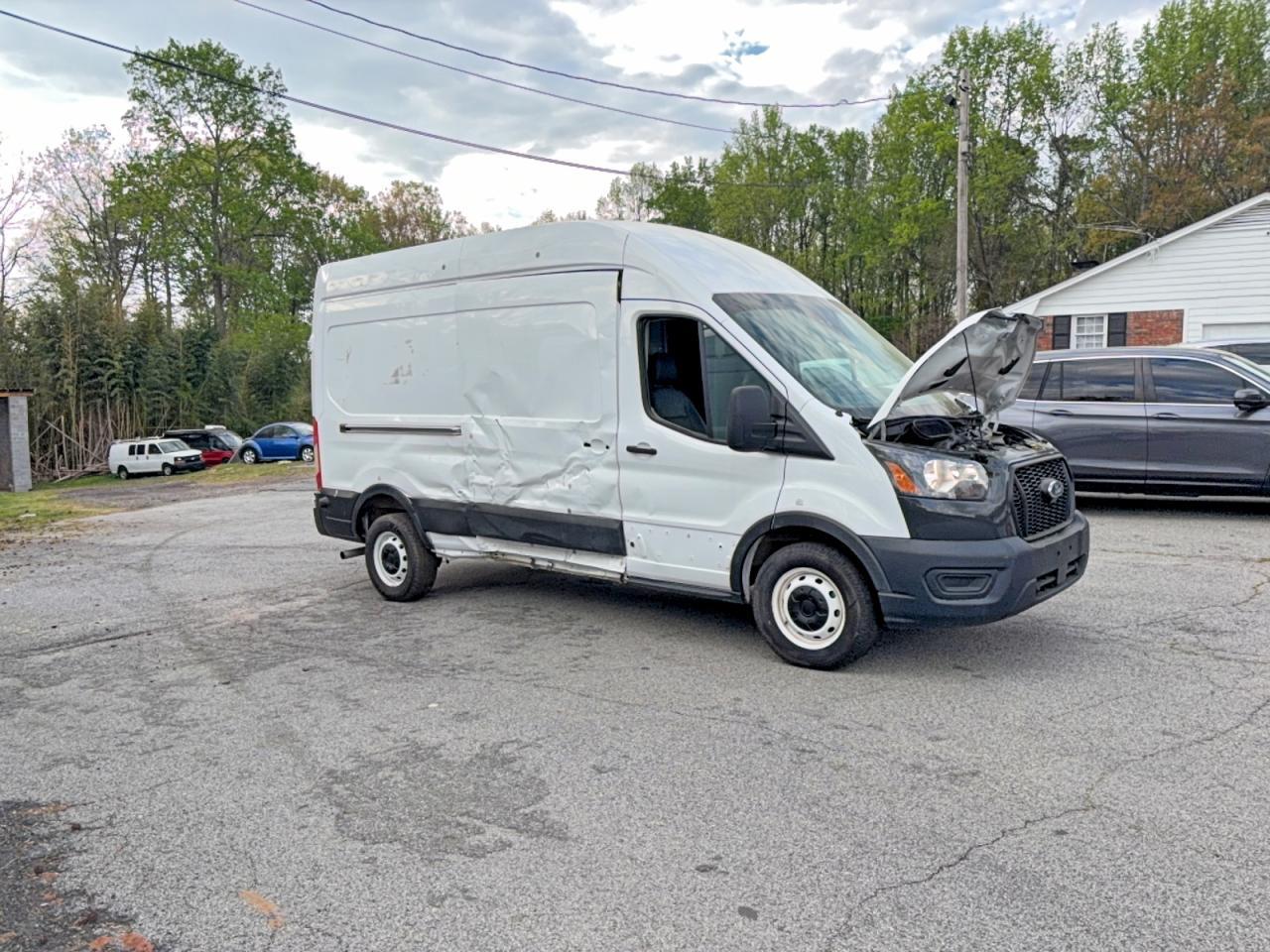 2022 Ford Transit T-250
