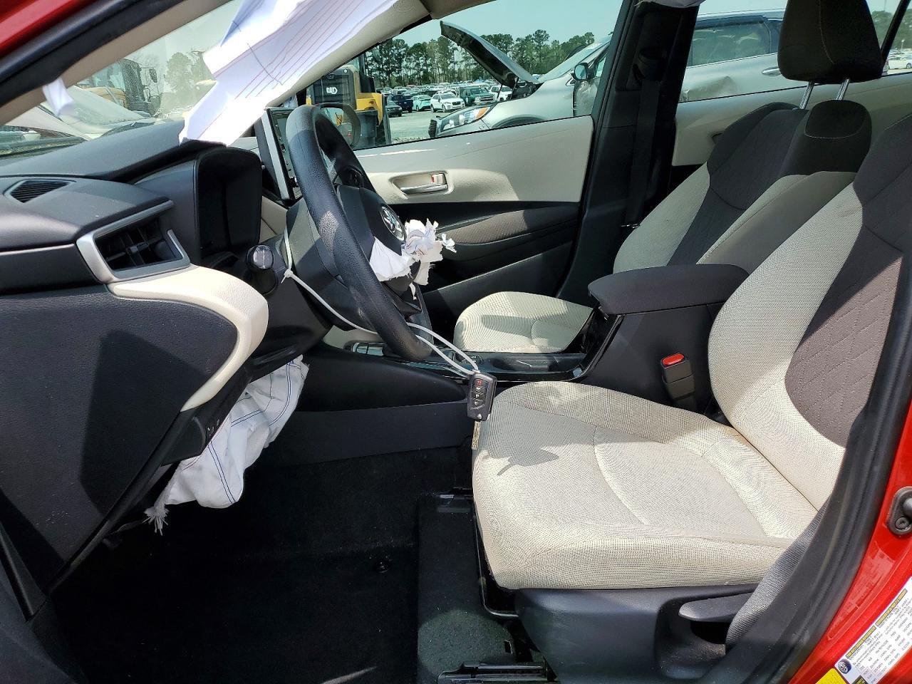 2021 Toyota Corolla Le - Фото 7
