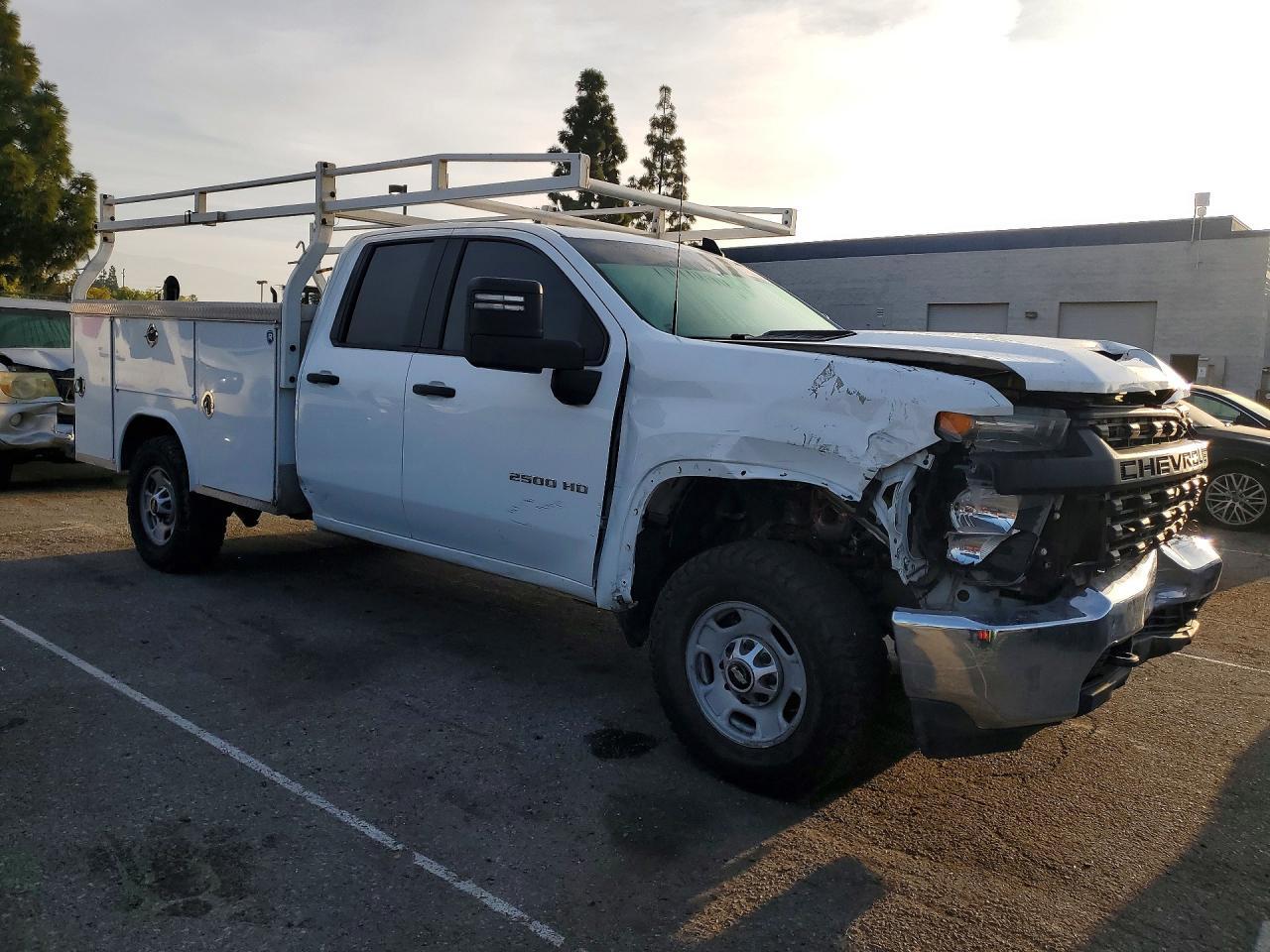 2020 Chevrolet Silverado Delivery Truck - Image 4