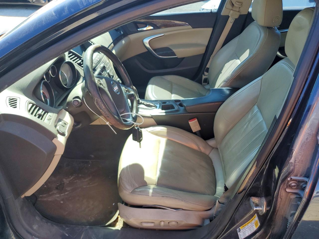 2013 Buick Regal Premium - Image 7