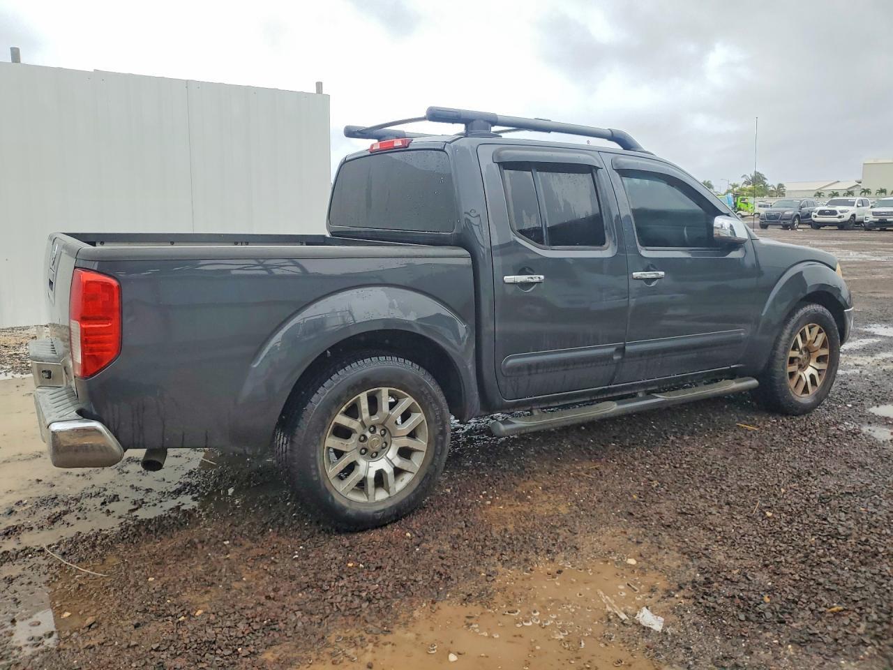2010 Nissan Frontier Se V6 - Image 3