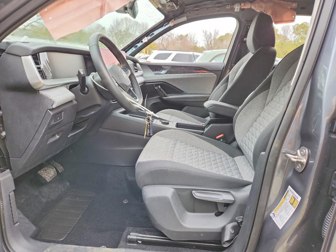 2025 Volkswagen Tiguan S - Фото 7