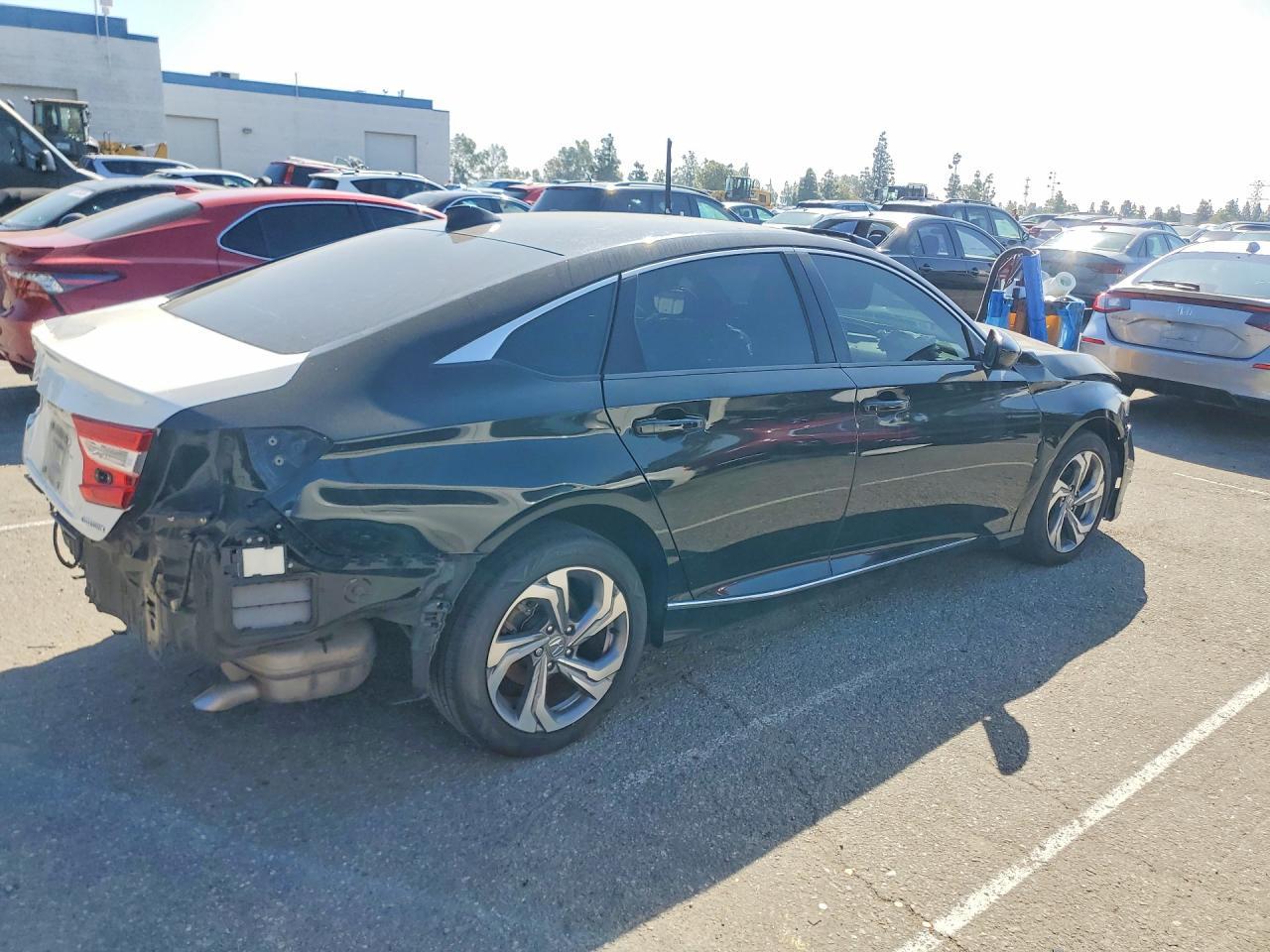 2018 Honda Accord Ex - Фото 3