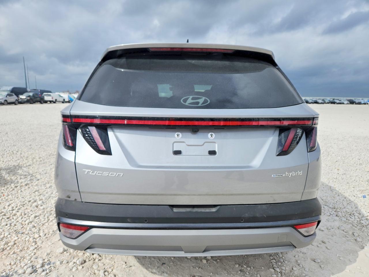2025 Hyundai Tucson Hybrid Limited - Фото 6