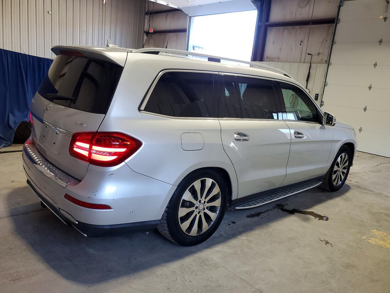 2017 Mercedes-Benz Gls 450 4Matic - Image 3