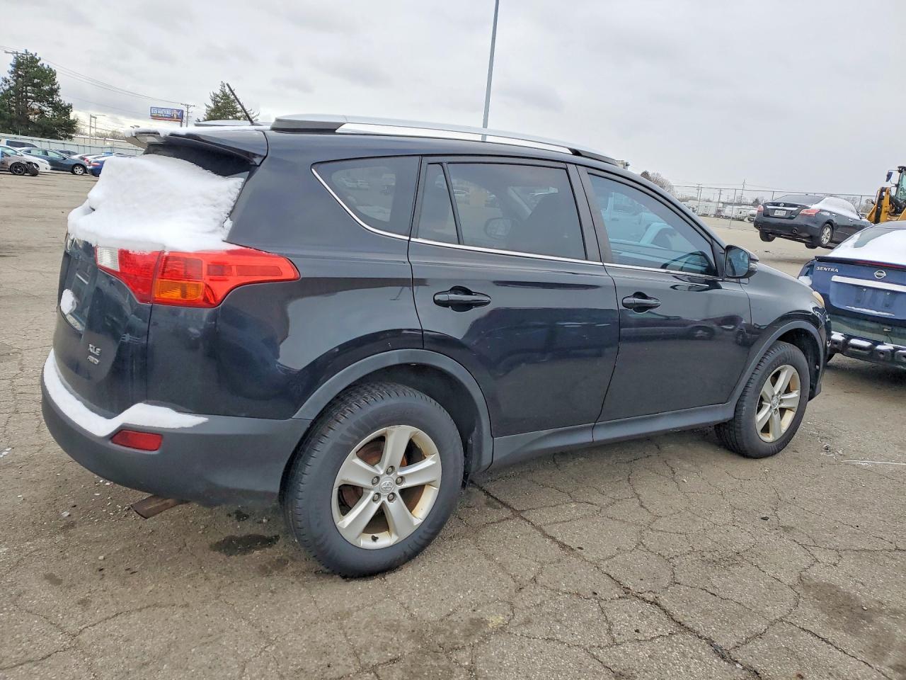 2013 Toyota Rav4 Xle - Фото 3