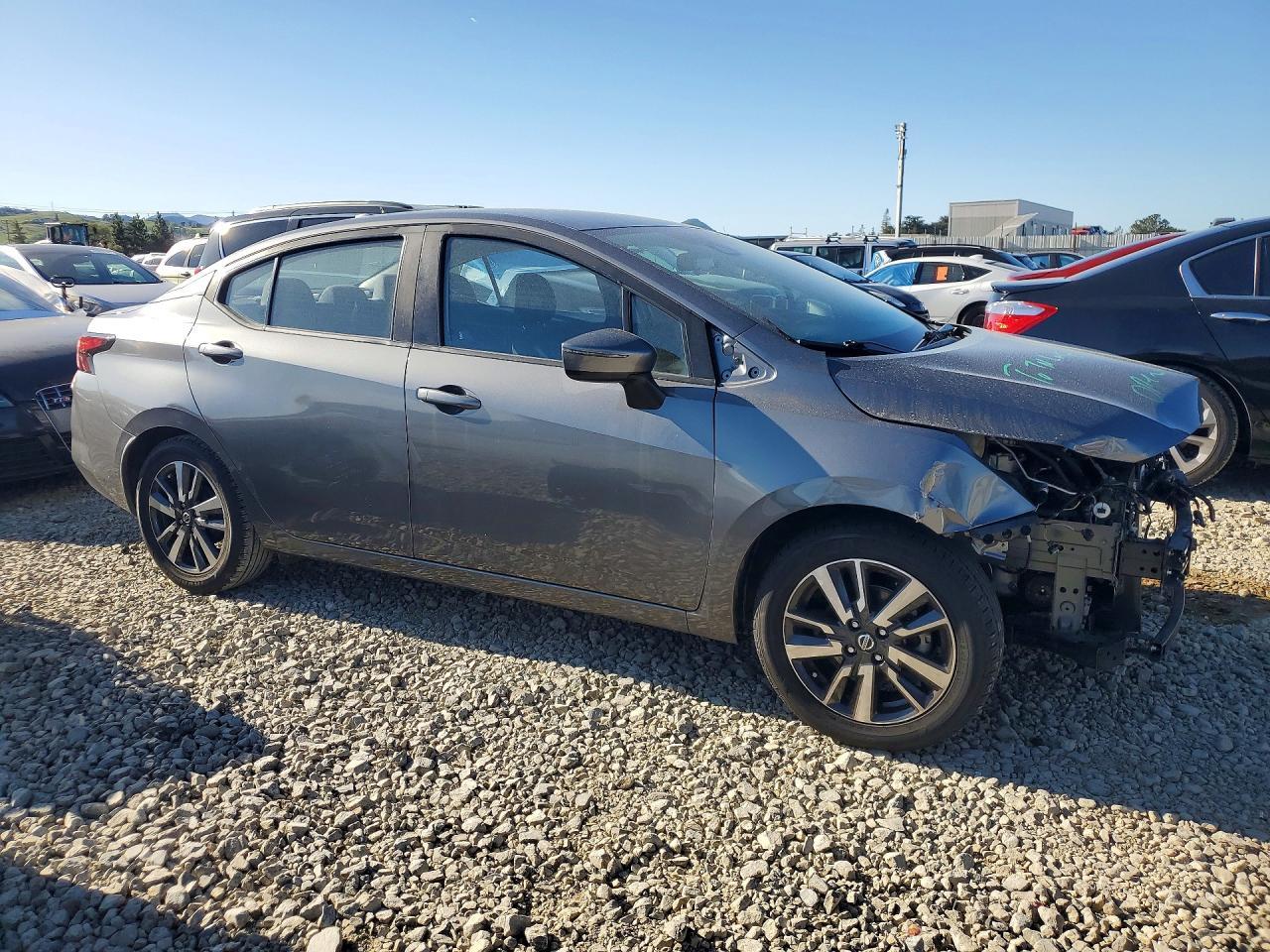 2021 Nissan Versa Sv - Фото 4