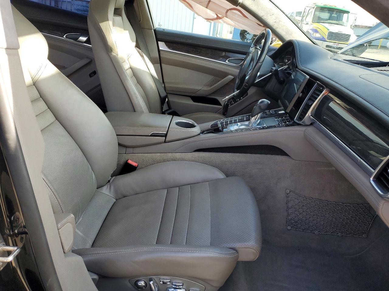 2012 Porsche Panamera Turbo - Image 7