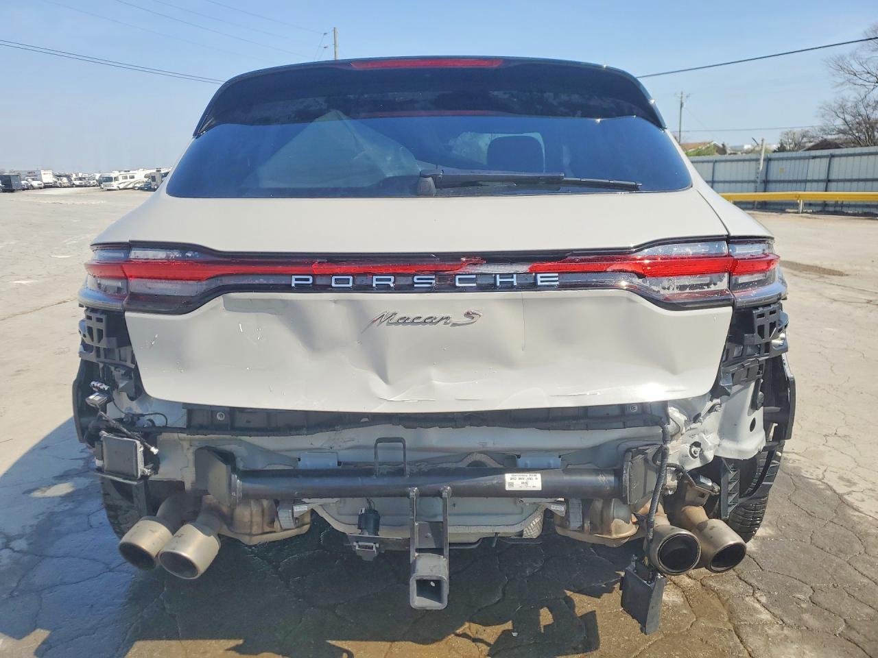 2021 Porsche Macan S - Image 6