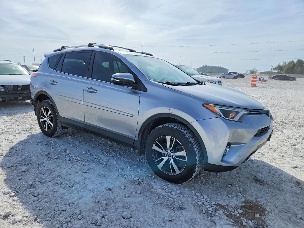2018 Toyota Rav4 Xle - Фото 4