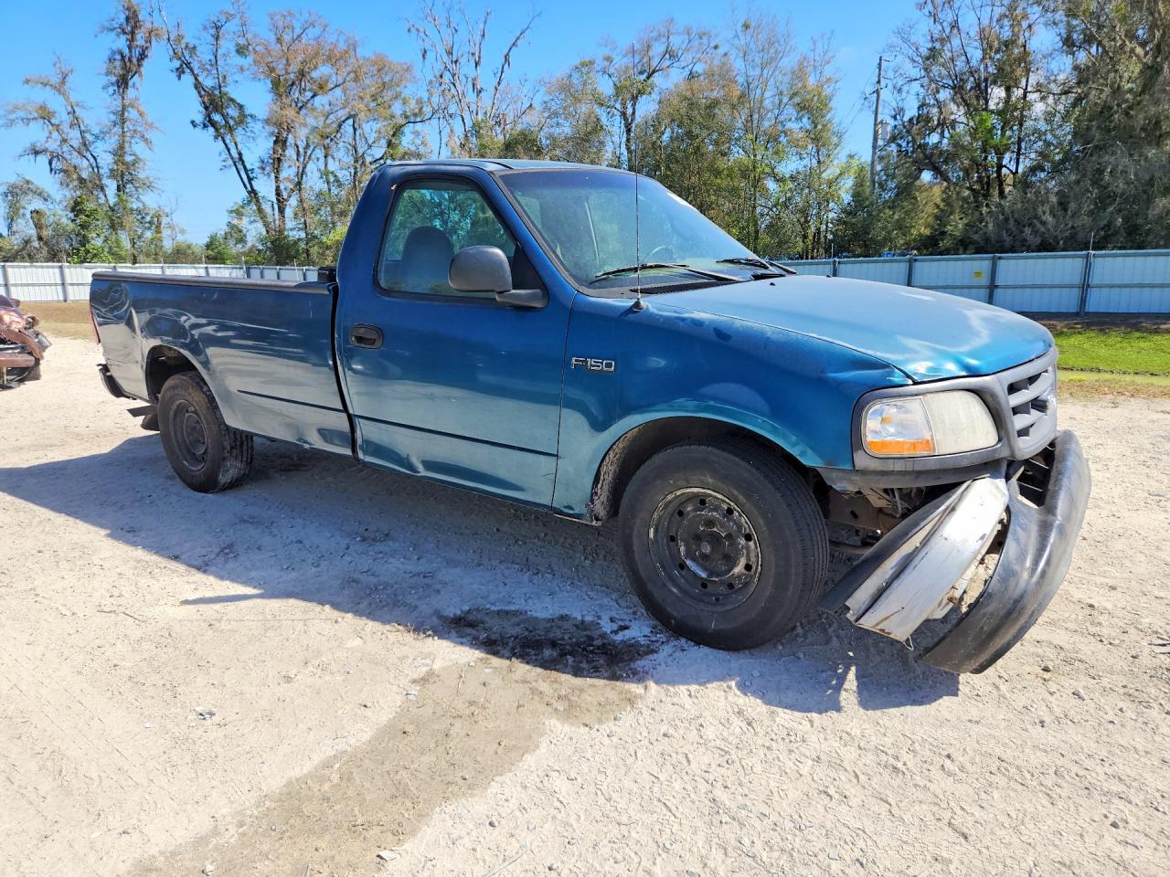 2000 Ford F150 - Image 4
