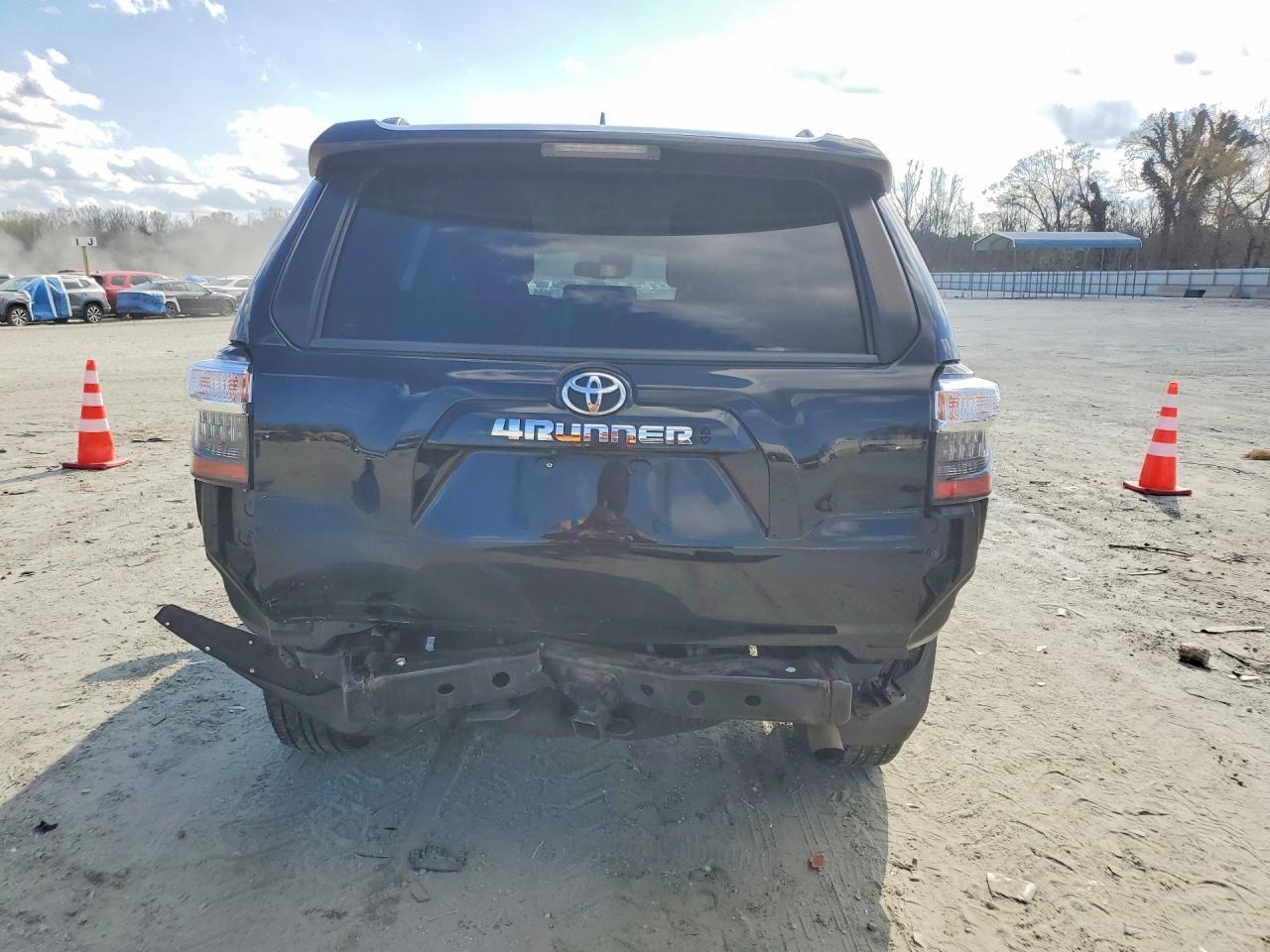 2021 Toyota 4Runner Sr5 - Фото 6