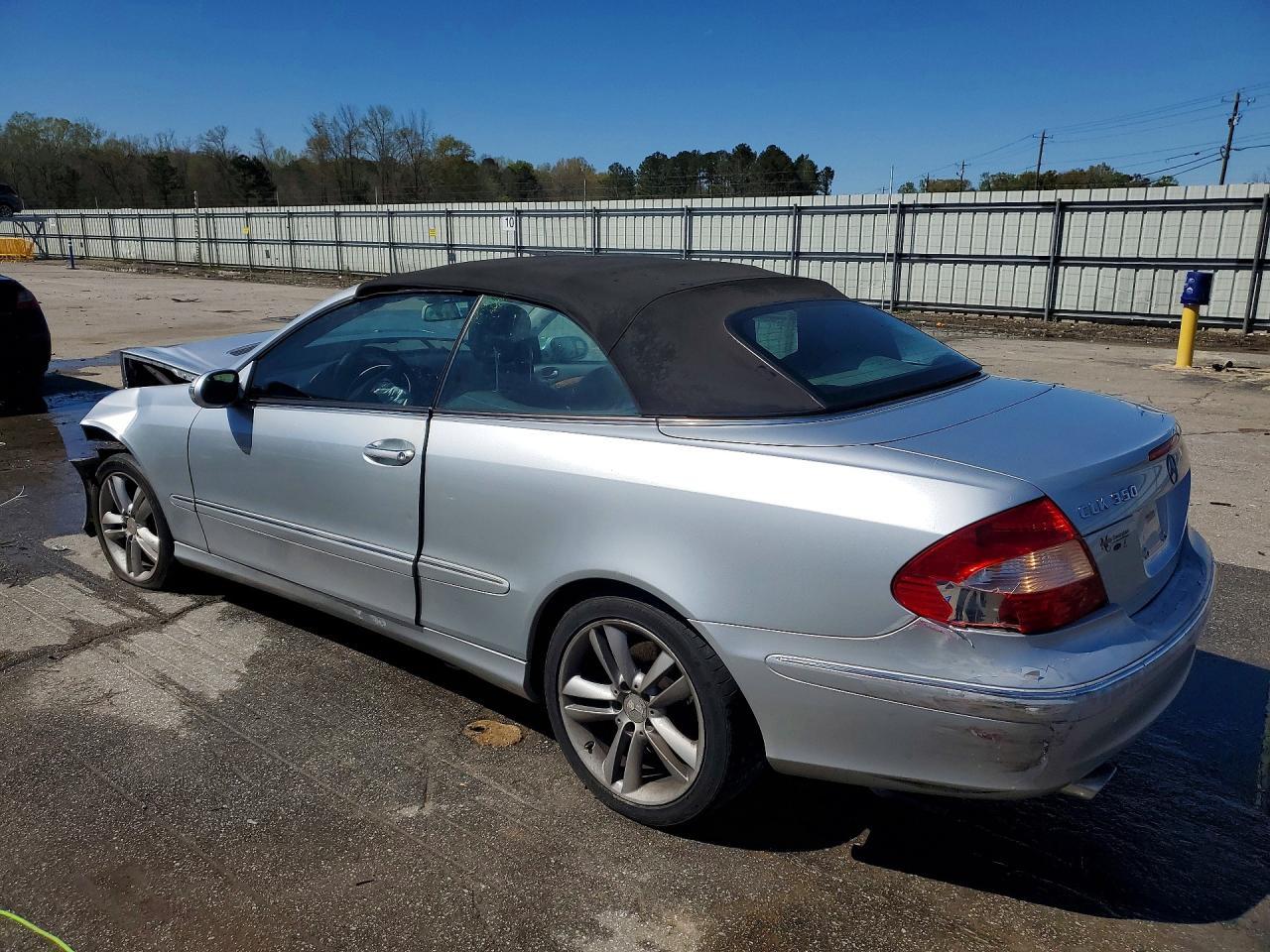 2008 Mercedes-Benz Clk 350 - Image 2