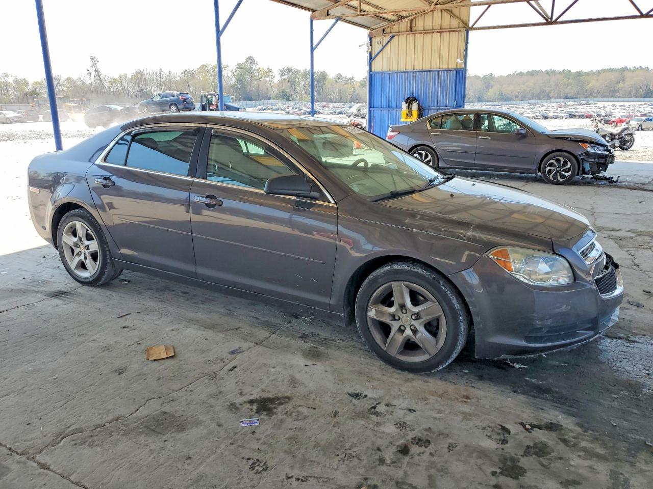 2011 Chevrolet Malibu Ls - Image 4