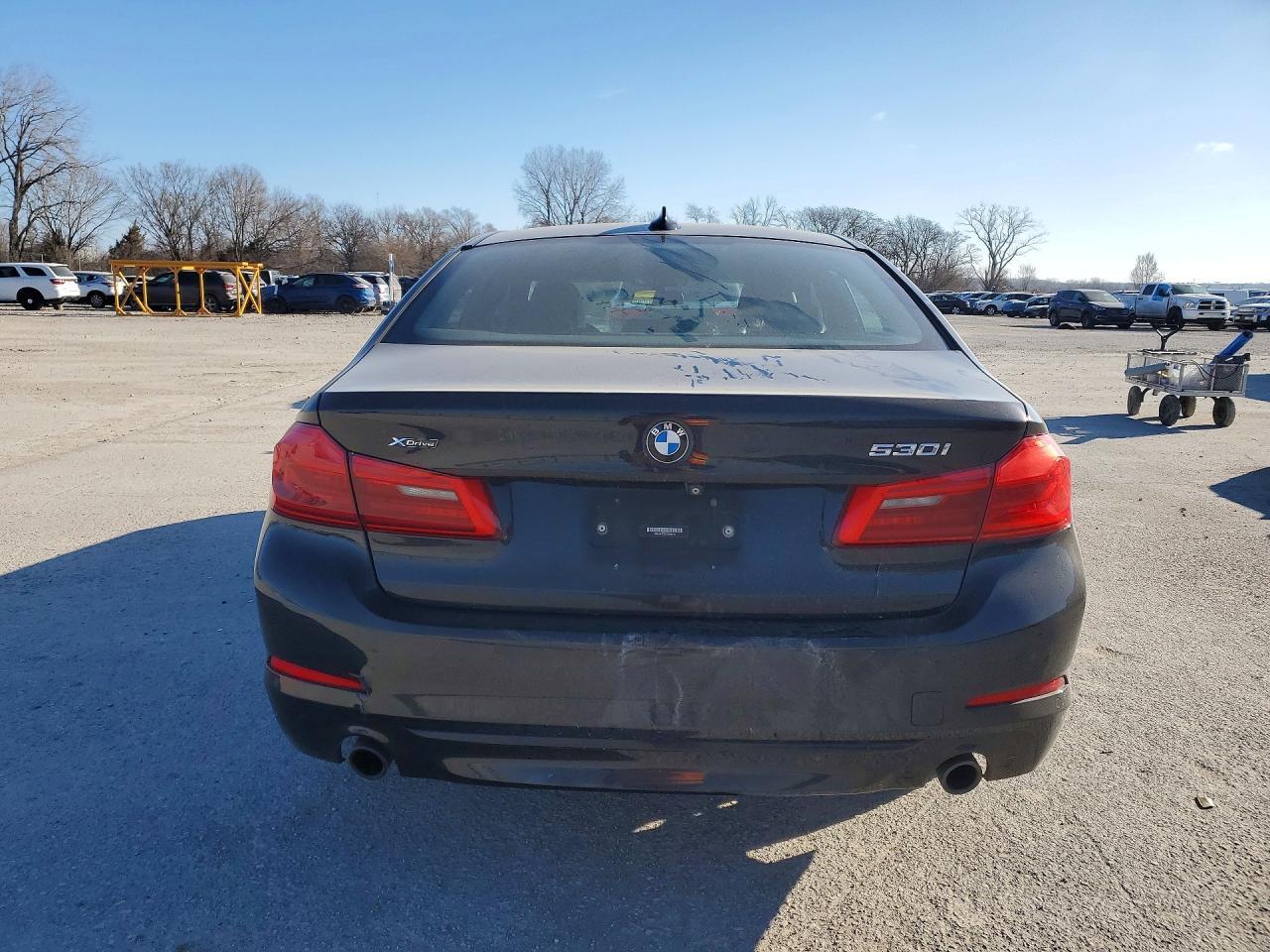 2018 BMW 530 Xi - Image 6