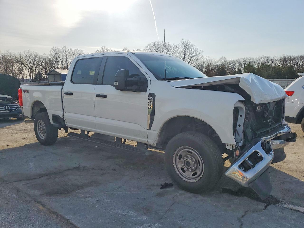 2024 Ford F250 Super Duty - Image 4