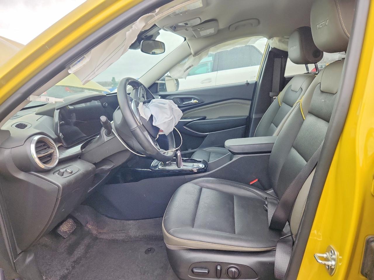 2025 Chevrolet Trax Activ - Image 7