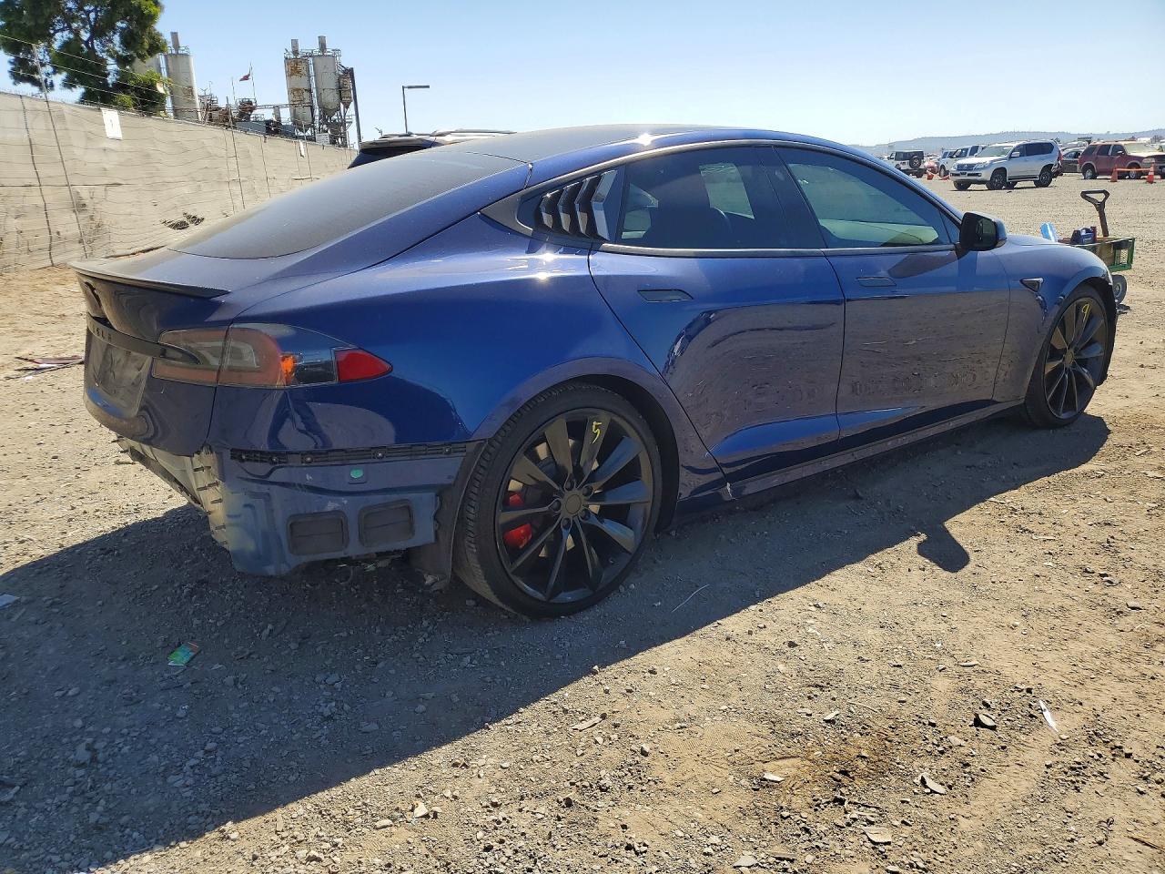 2017 Tesla Model S - Фото 3