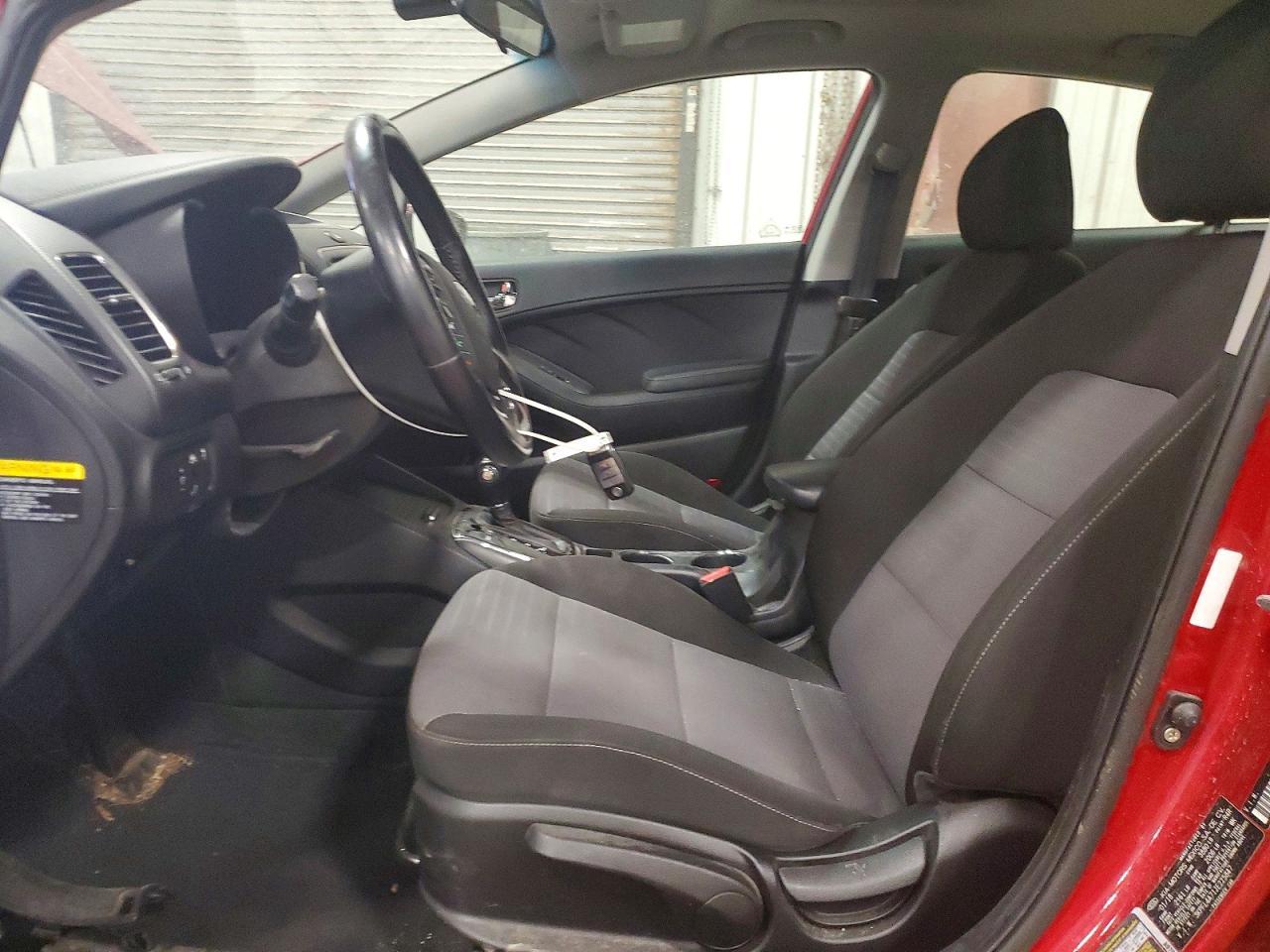 2018 Kia Forte S - Фото 6
