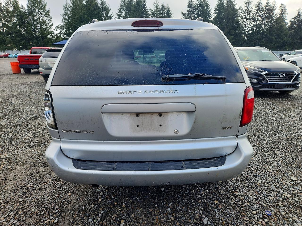 2005 Dodge Caravan - Фото 6