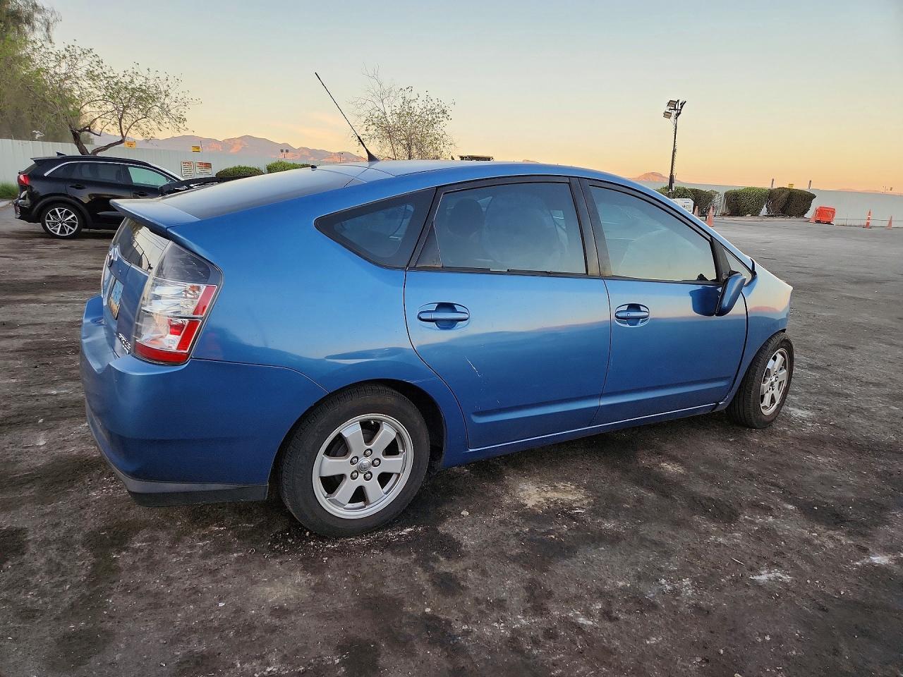2005 Toyota Prius Base - Фото 3