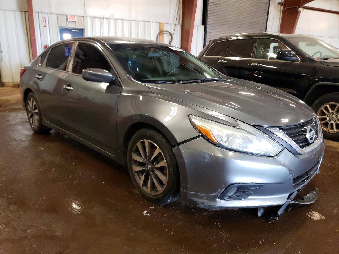 2017 Nissan Altima 2.5 Sv - Image 4
