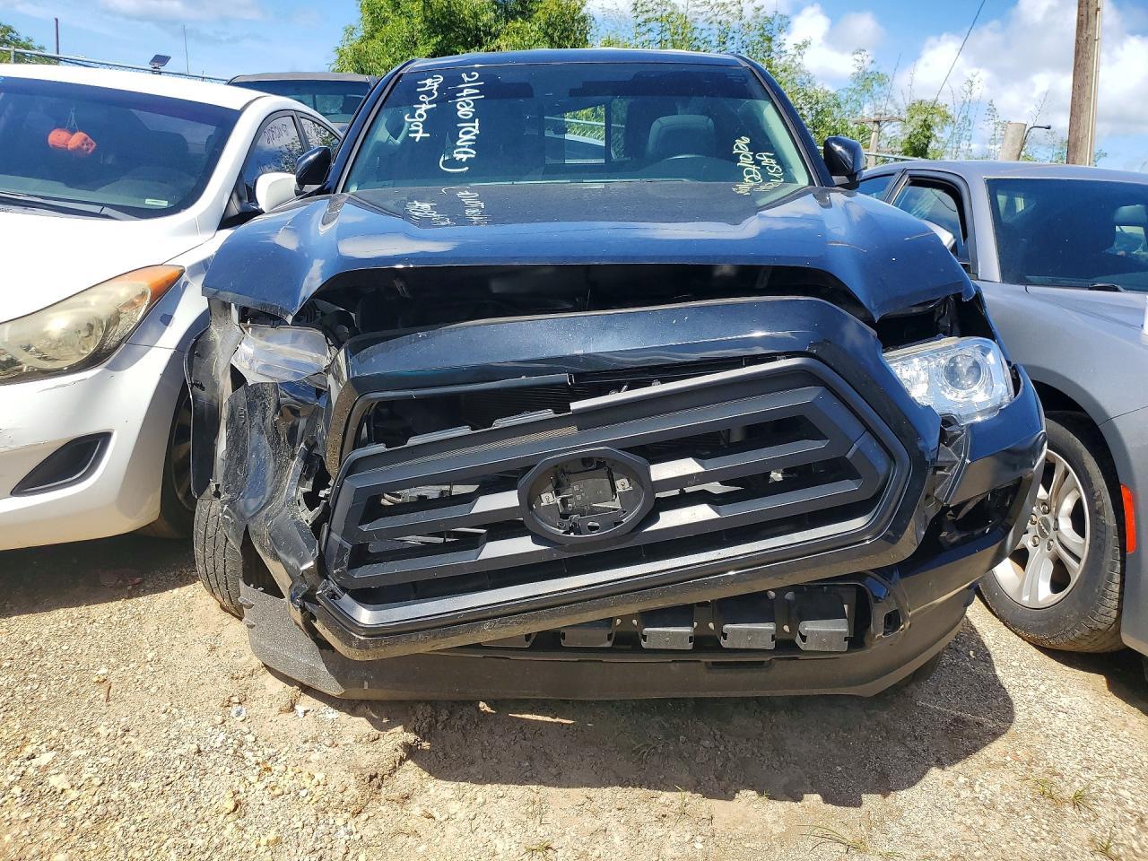 2022 Toyota Tacoma Access Cab - Image 5