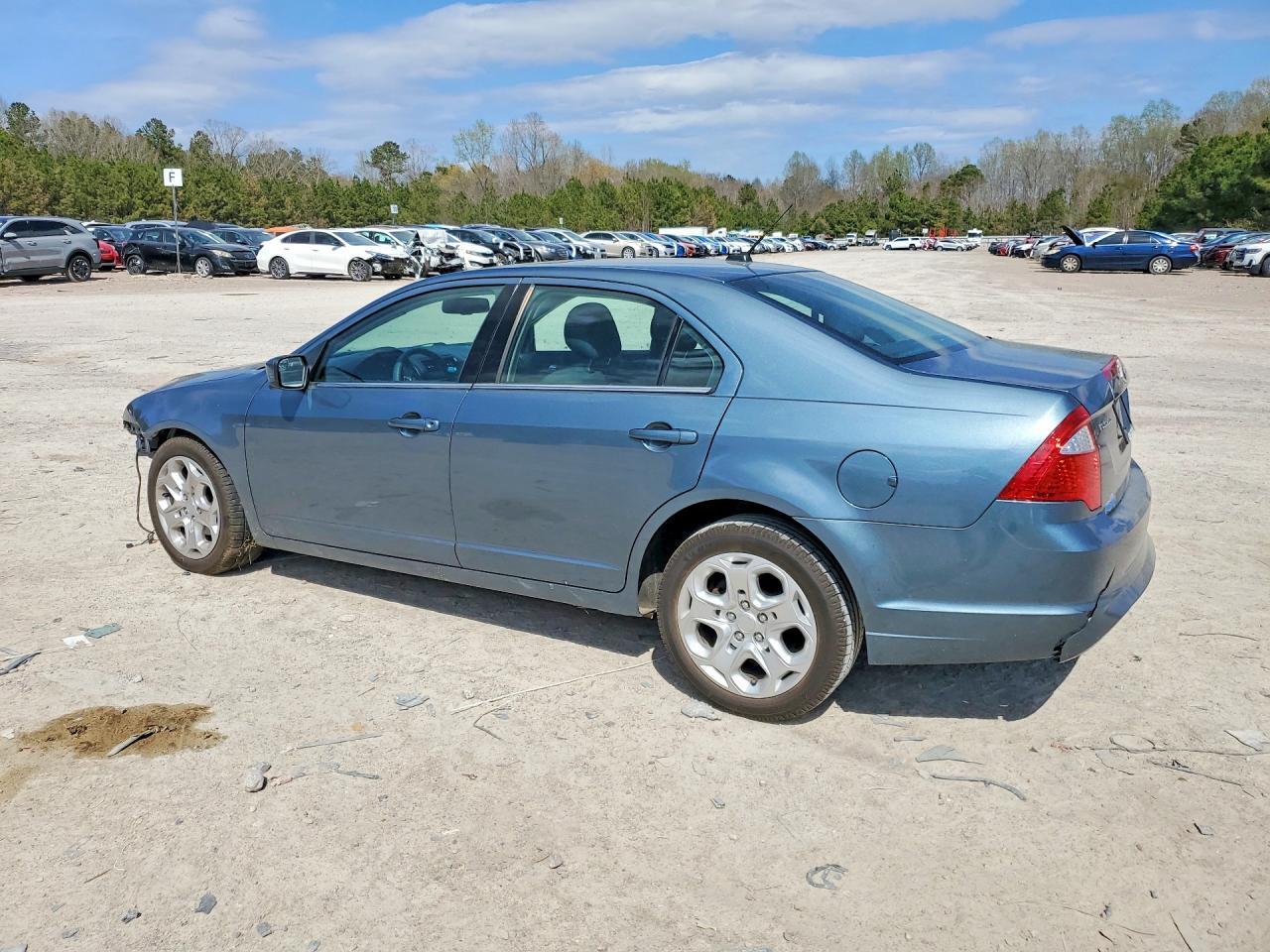 2011 Ford Fusion Se - Фото 2
