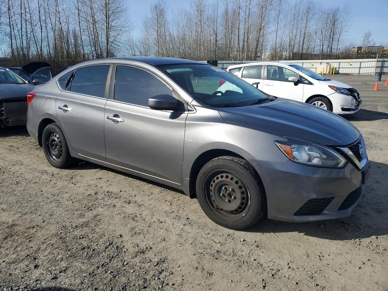 2016 Nissan Sentra S - Фото 4