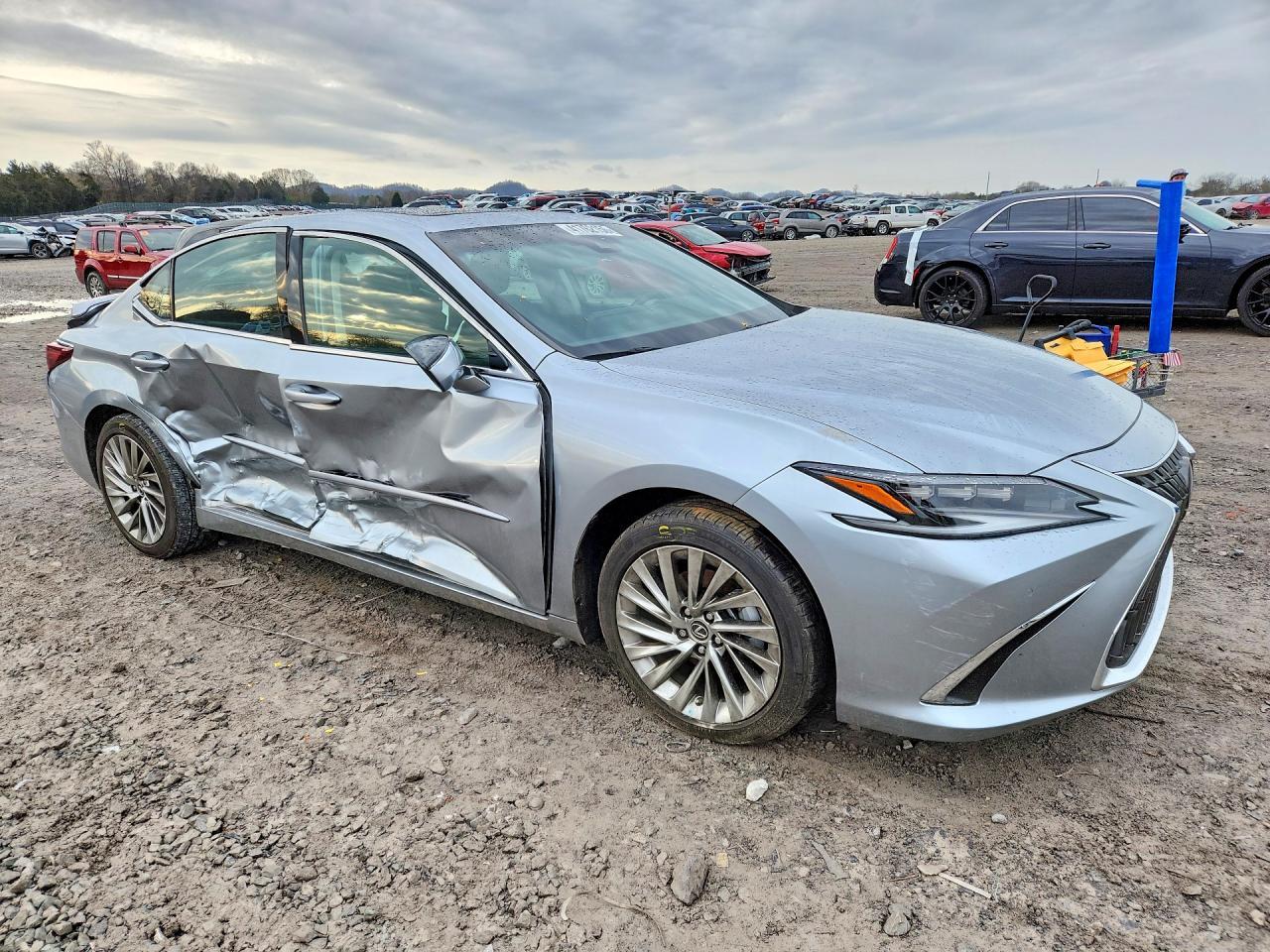 2022 Lexus Es 300H Ultra Luxury - Фото 4