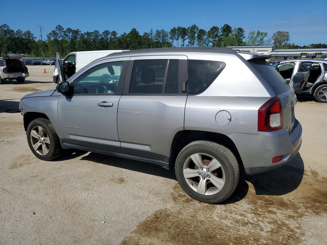 2016 Jeep Compass Sport - Image 2