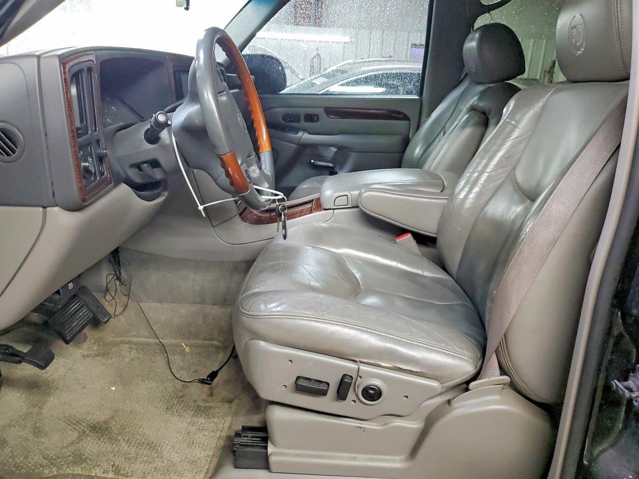 2003 Cadillac Escalade Luxury - Фото 7